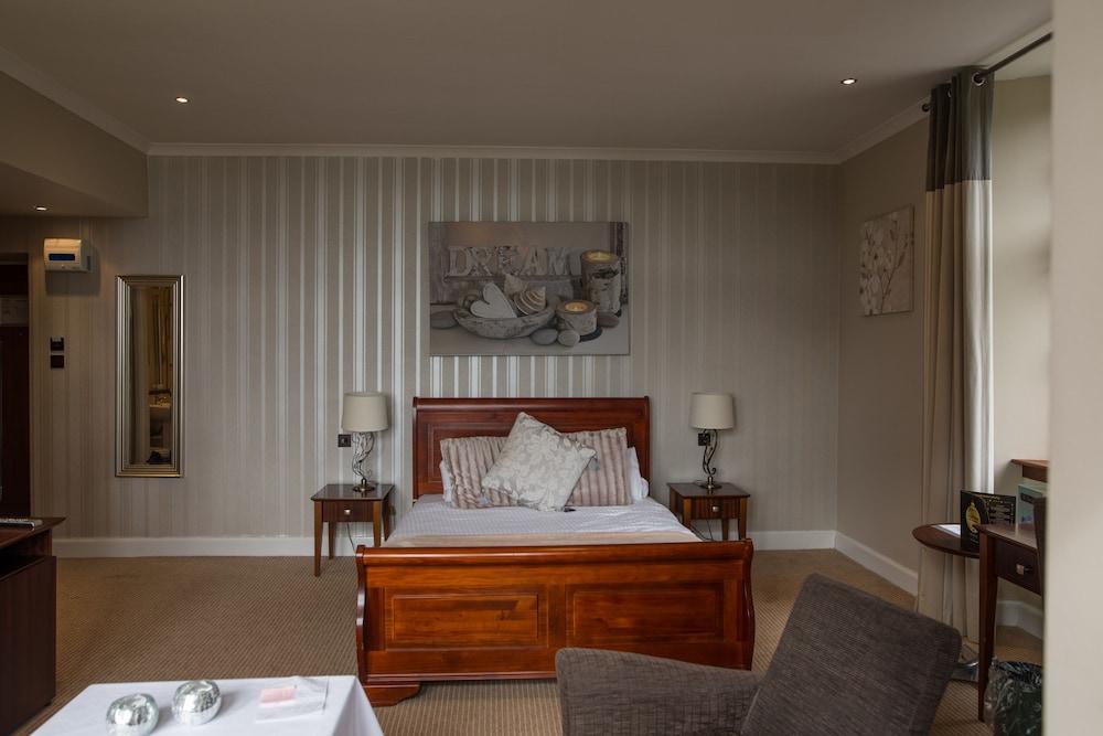 Rosslea Hall Hotel Rhu Luaran gambar