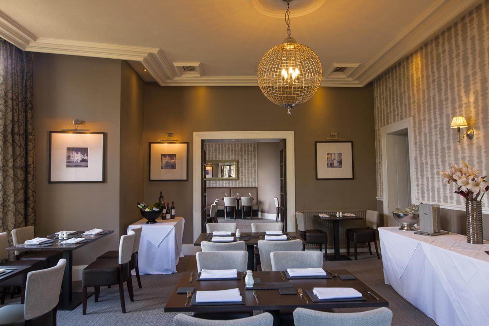 Rosslea Hall Hotel Rhu Luaran gambar