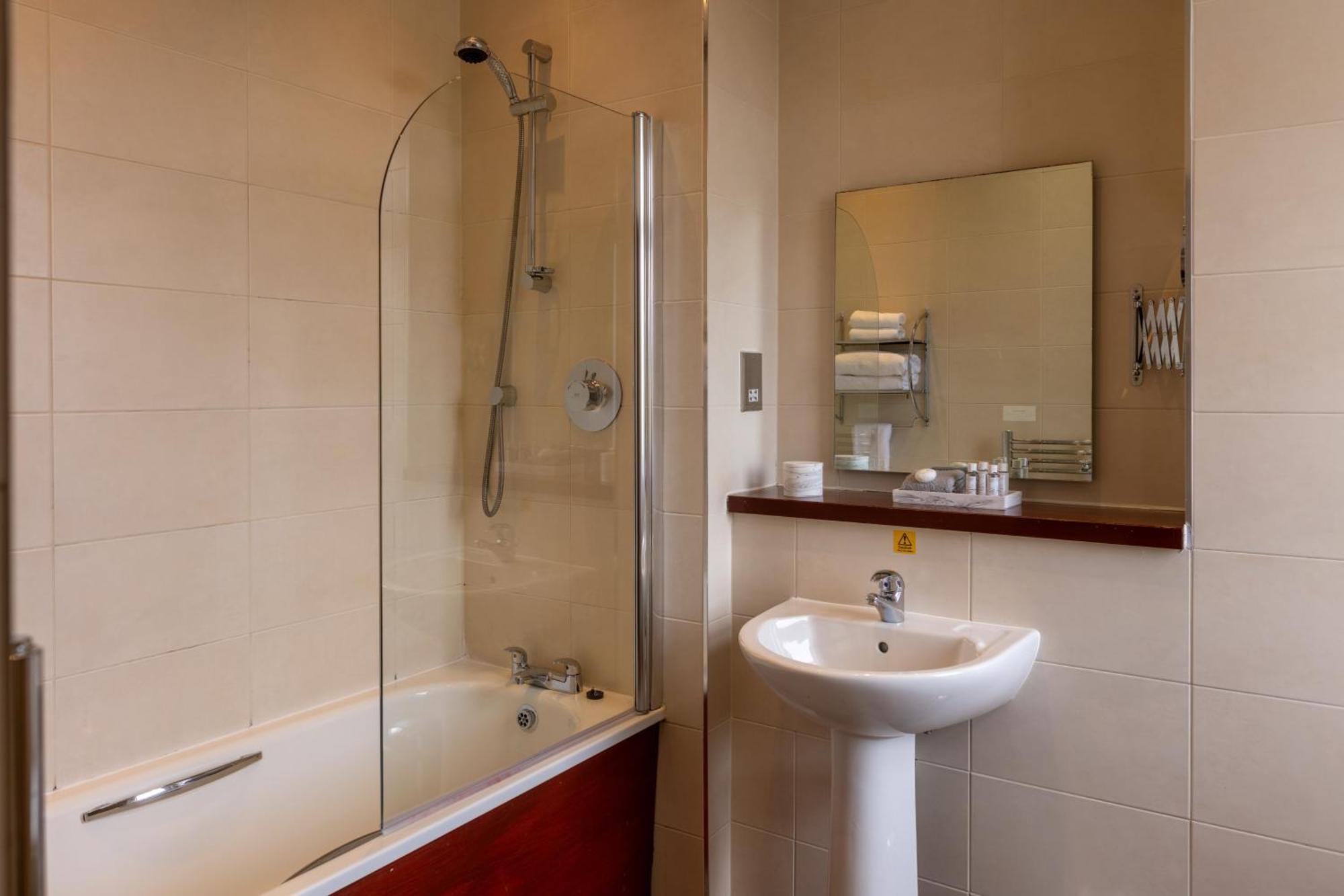 Rosslea Hall Hotel Rhu Bilik gambar
