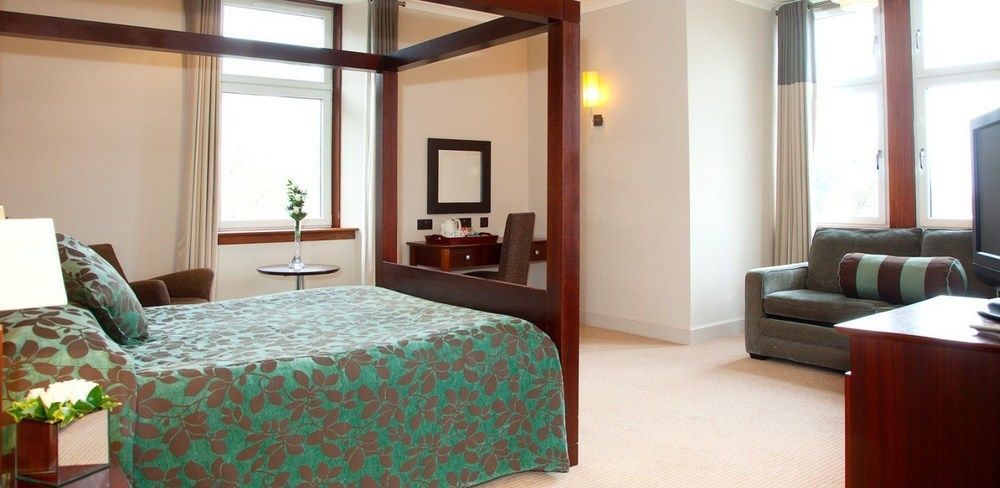 Rosslea Hall Hotel Rhu Luaran gambar